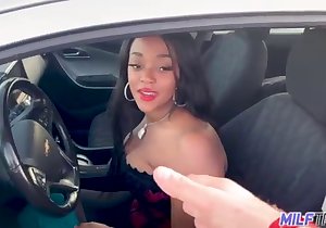 Black beauty cannot get enough of BWC oral