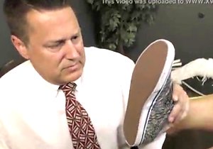 Foot domination for a creepy mature dude in HQ